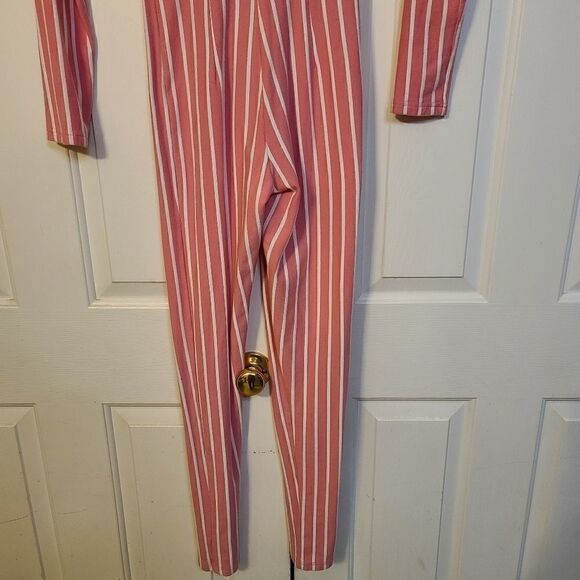 So Real striped sexy Jumpsuit - Picture 8 of 9